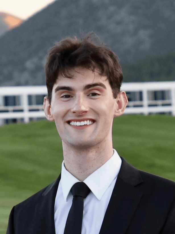 Colton Morris headshot